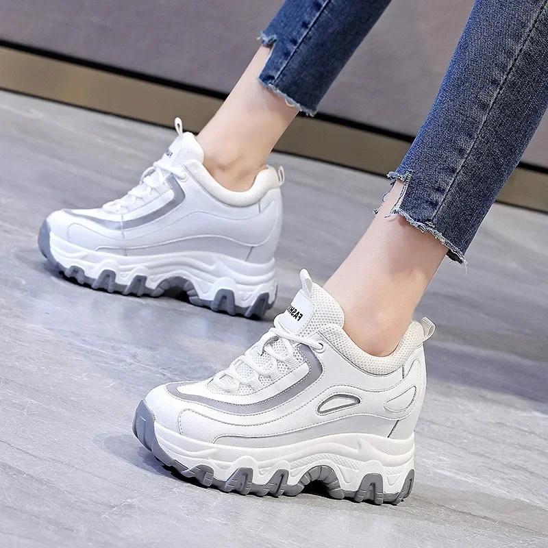 9CM Genuine Leather Platform W - Guipure Lace Panel ulasan dan harga