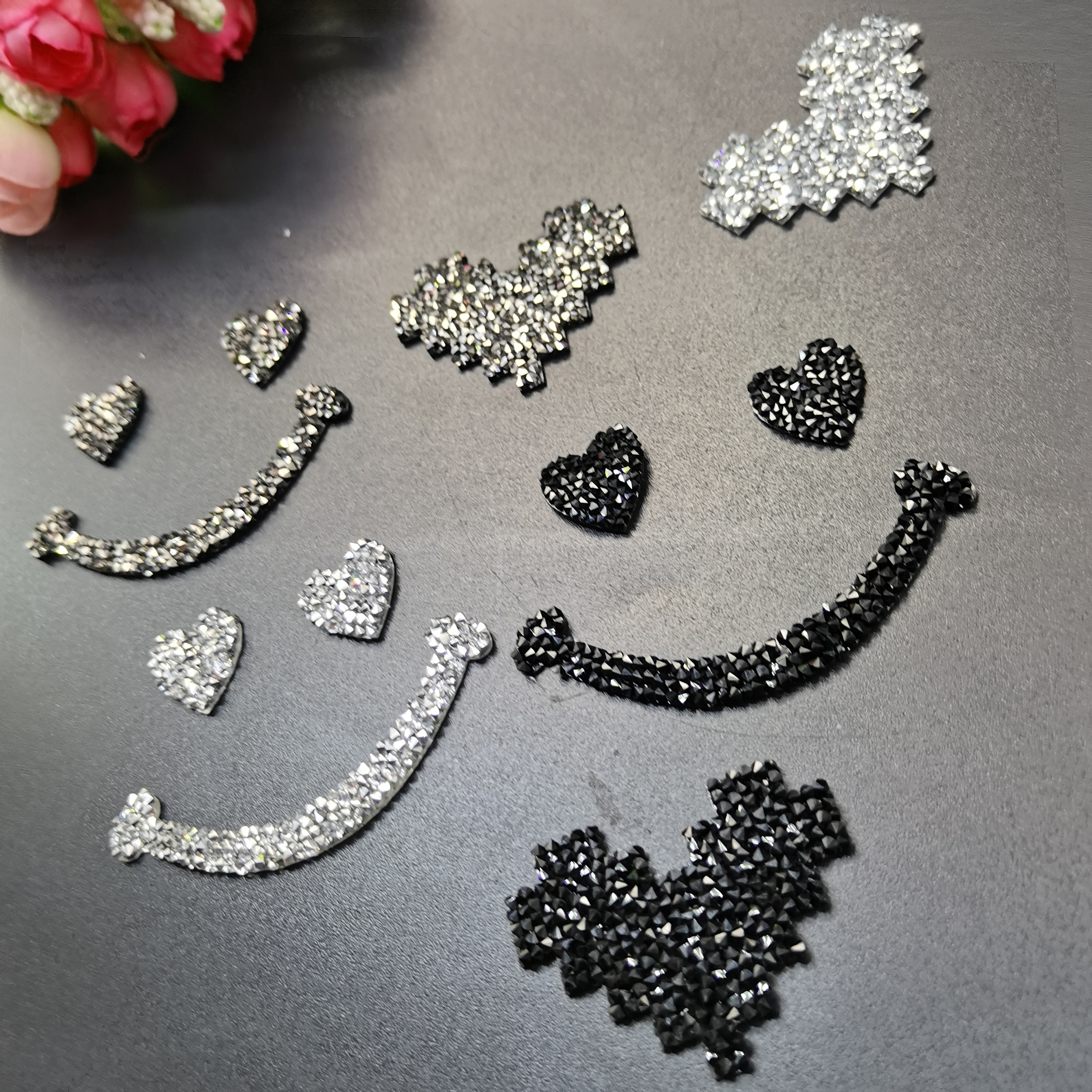 New 3colors Glitter Heart Smil - Hotfix Rhinestone Sheet ulasan dan harga