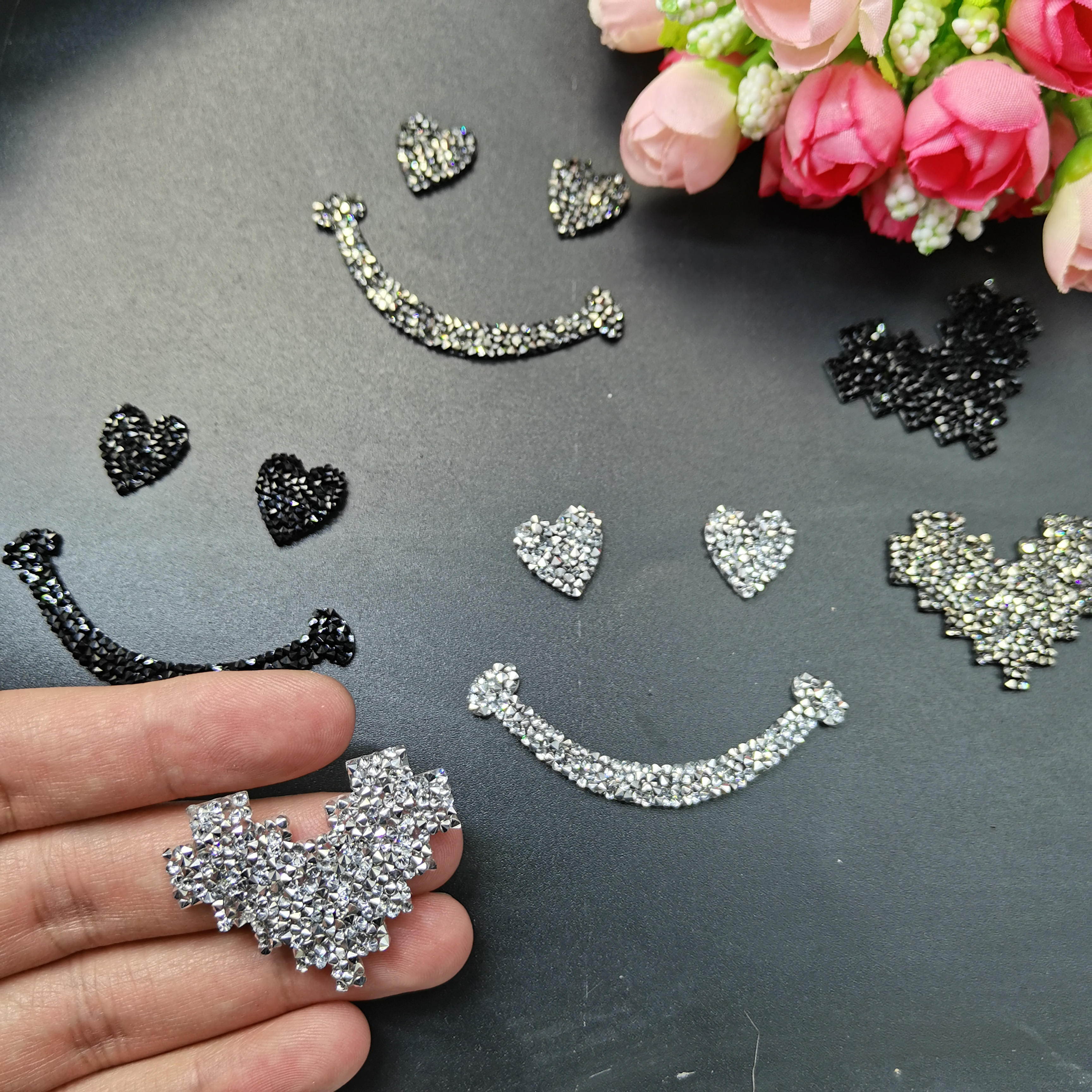 New 3colors Glitter Heart Smil - Hotfix Rhinestone Sheet ulasan dan harga