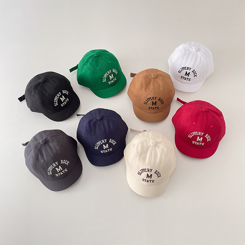 RAISE Casual Letter Cap Baby S - Embellish Knit ulasan dan harga