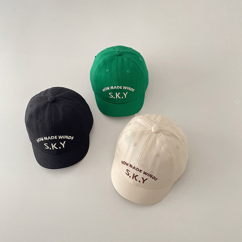 RAISE Casual Letter Cap Baby S - Embellish Knit ulasan dan harga