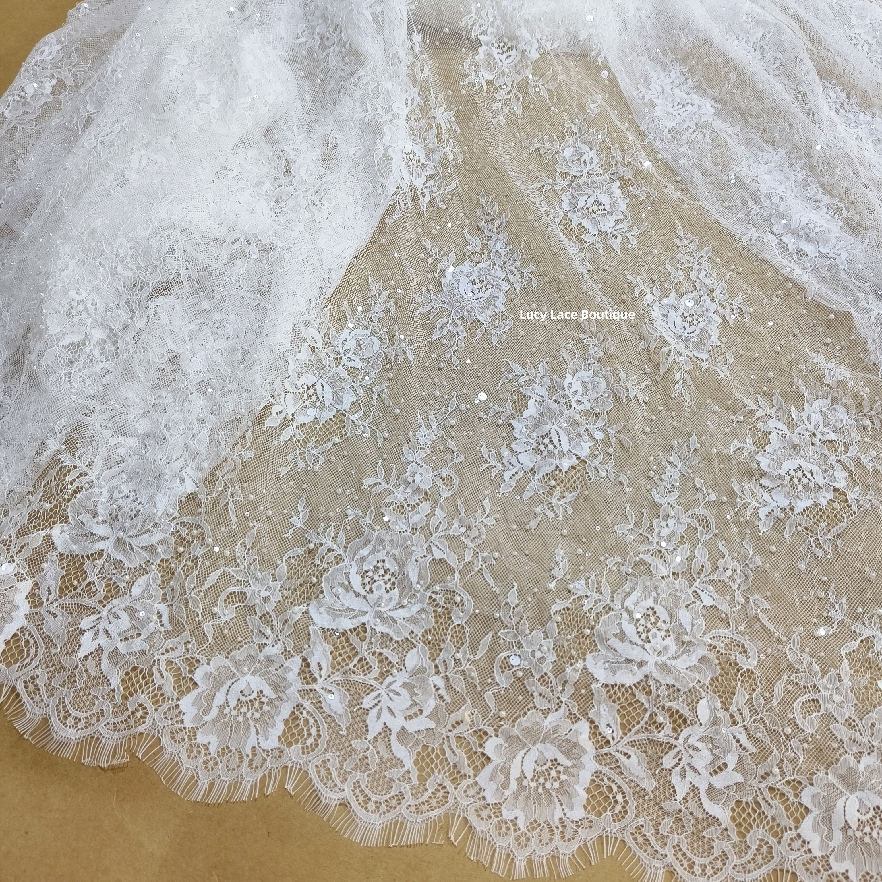 1 Panel 1.5M Wide 3M Long Off  - Sequin Fabric Panel ulasan dan harga